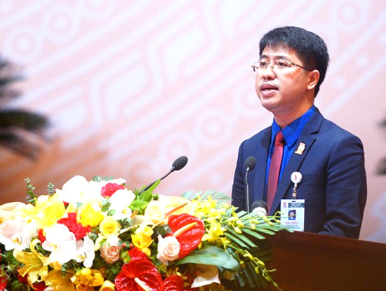 청년 자원 운동에 돌격 정신 발휘