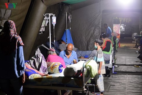 인도네시아 지진 쓰나미 피해자고 2,000여명에 이르다