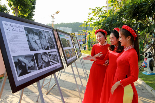 베트남 예술사진 전시회