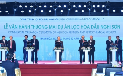 Nguyen Xuan Phuc총리, 90억달러 규모 정유사업 프로젝트 행사 참가