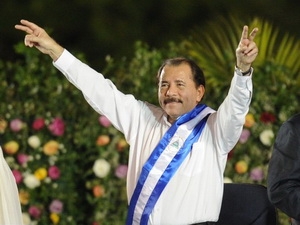 Daniel Ortega toma juramento por tercera vez como presidente de Nicaragua