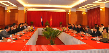Laos fomenta cooperación con localidades vietnamitas