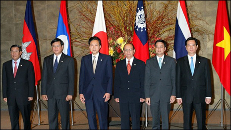 Premier vietnamita sostuvo contactos al margen de la Cumbre Mekong-Japón