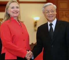 Dirigentes vietnamitas reciben a la secretaria norteamericana de Estado