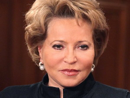 Presidenta de Cámara Alta rusa visita Instituto de Política y Administración HCM