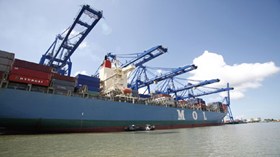 Estadista vietnamita visita Nuevo Puerto de Saigón