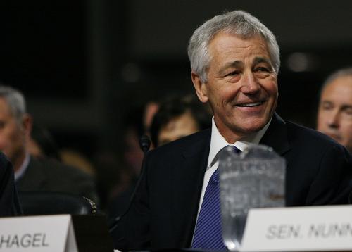 Senado de EEUU aprueba nombramientos de secretarios de Defensa y Tesoro