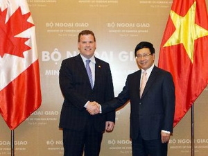 Promete Canadá ayuda a Vietnam para reformar el sistema bancario