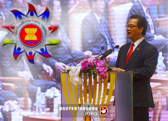 Intensas actividades del Premier de Vietnam en Cumbre de ASEAN en Brunei