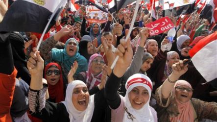 Ejército egipcio da un ultimátum de 48 horas para resolver la crisis nacional