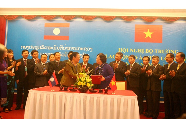 Vietnam y Laos firman acuerdo de cooperación laboral