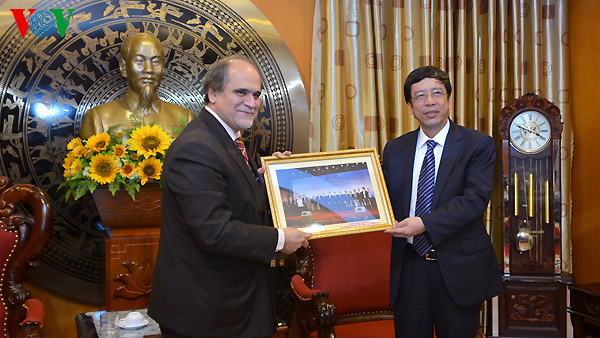 Concluye Conferencia de Radio Asia 2013