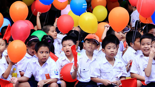Veintidós millones de alumnos vietnamitas inician nuevo año escolar