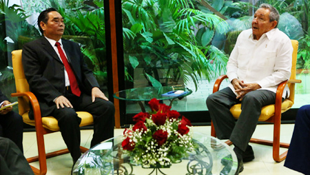 Presidente cubano considera a relaciones con Vietnam como símbolo de era