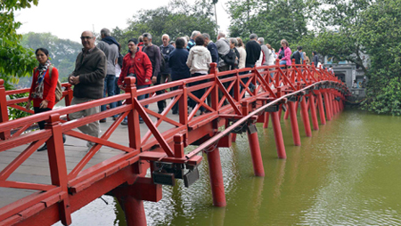 Dos grandes ciudades de Vietnam atraen a jóvenes británicos