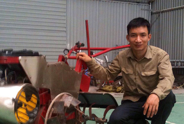 Ta Dinh Huy, inventor de maquinaria agrícola