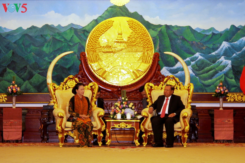Prosiguen actividades de la líder del Legislativo de Vietnam en Laos