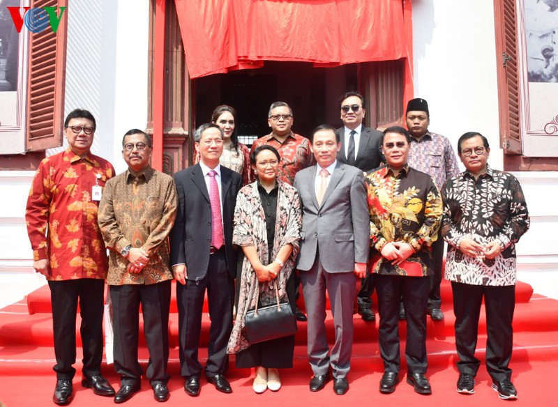 Conmemoran visitas históricas de los líderes Ho Chi Minh y Sukarno al territorio del otro