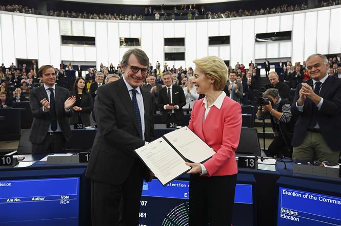 Parlamento Europeo ratifica el nombramiento de la nueva Comisión del bloque