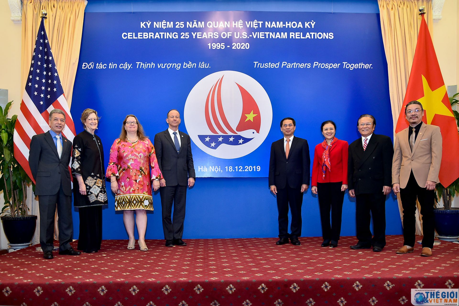 Vietnam y Estados Unidos lanzan logotipo del 25 aniversario de relaciones diplomáticas