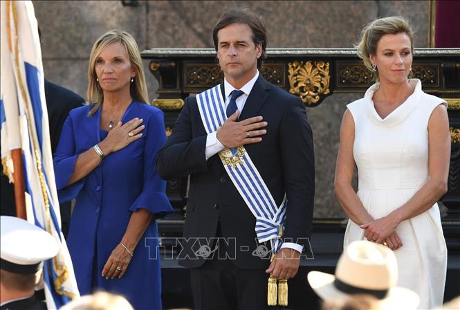 Lacalle Pou jura como presidente de Uruguay