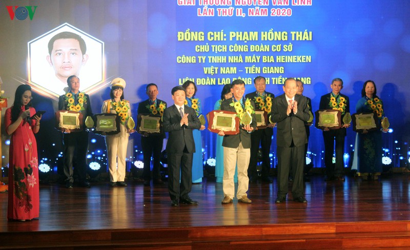 Vietnam entrega II edición del Premio Nguyen Van Linh