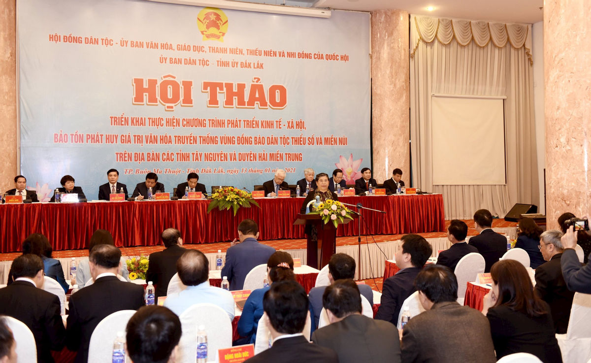 Vietnam aboga por mejorar la realidad económica y espiritual de las minorías étnicas