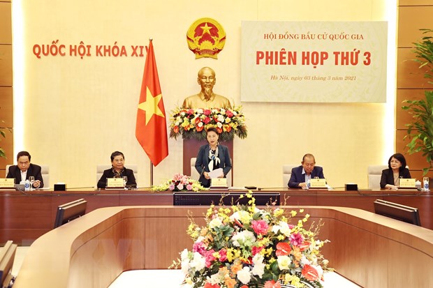 Líder del Parlamento de Vietnam preside tercera reunión del Consejo Electoral Nacional
