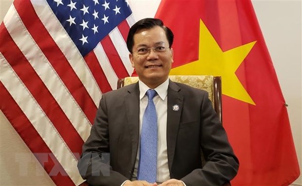 Vietnam y Estados Unidos buscan promover su cooperación en defensa