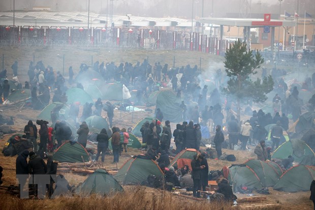 El G7 pide detener la crisis migratoria en la frontera entre Bielorrusia y Polonia