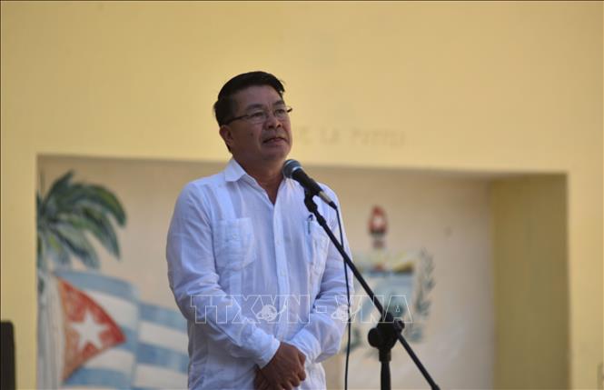 Vietnam y Cuba profundizan su especial amistad