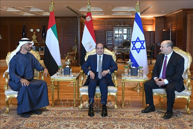 Líderes de Egipto, EAU e Israel debaten la estabilidad del mercado energético y la seguridad alimentaria