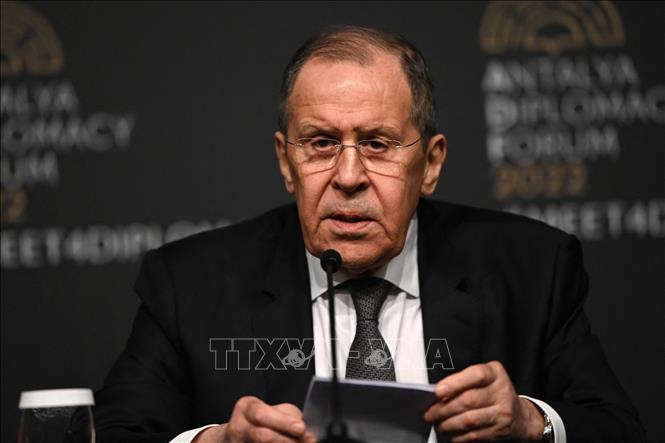Canciller ruso confirma avances en conversaciones de paz con Ucrania