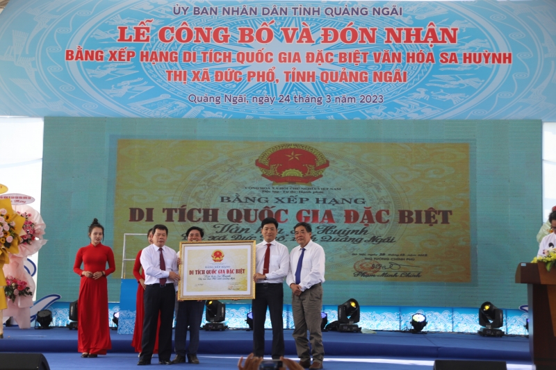 Quang Ngai recibe el título “Patrimonio Nacional Especial” para la cultura Sa Huynh