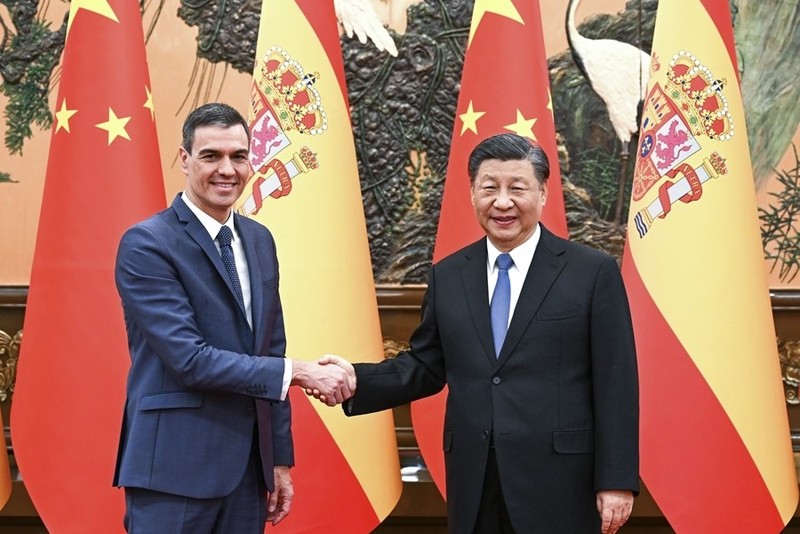China y España acuerdan reforzar cooperación