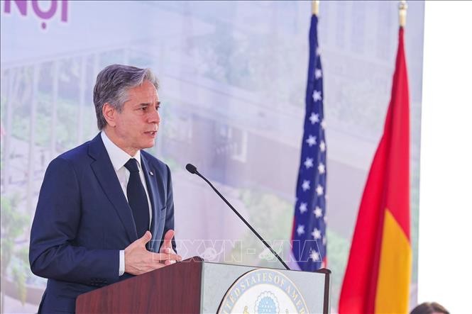 Conferencia de prensa del Secretario de Estado de Estados Unidos con motivo de su visita a Vietnam