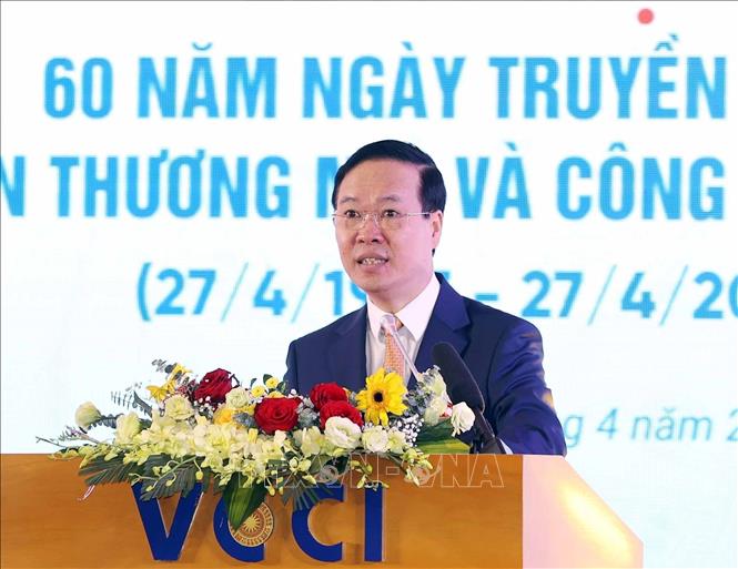 Presidente de Vietnam asiste al 60 aniversario de fundación de VCCI