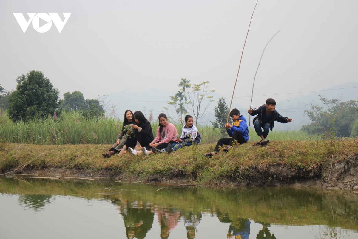 Vu Thi Dung, la madre de 400 niños