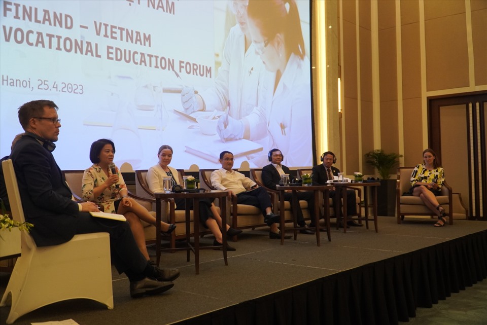 Vietnam y Finlandia intensifican cooperación vocacional