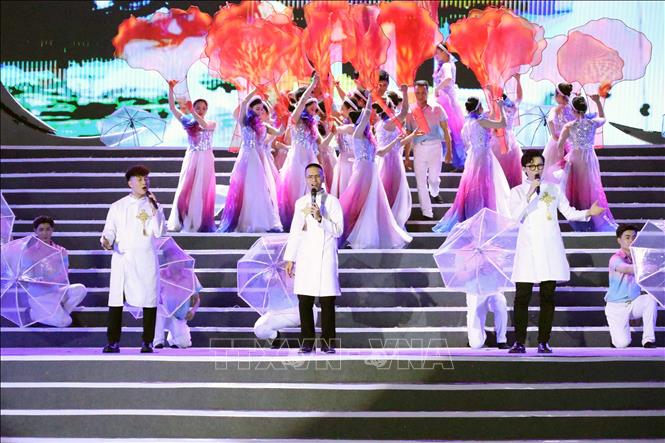 Celebran en localidades vietnamitas una serie de festivales turísticos y actividades culturales