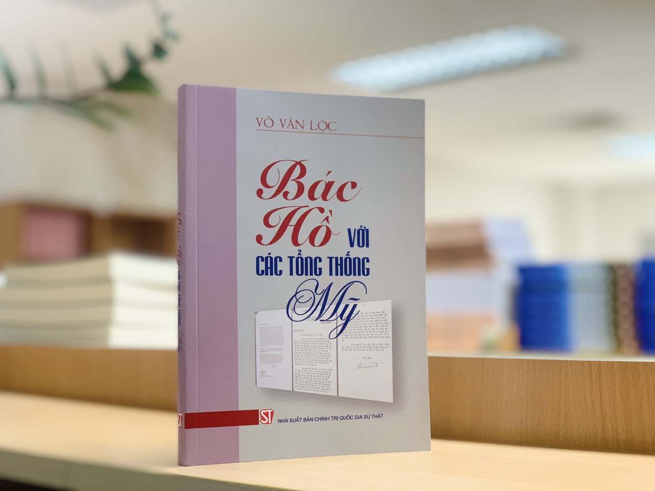 Publican libro “Tío Ho con presidentes de Estados Unidos”