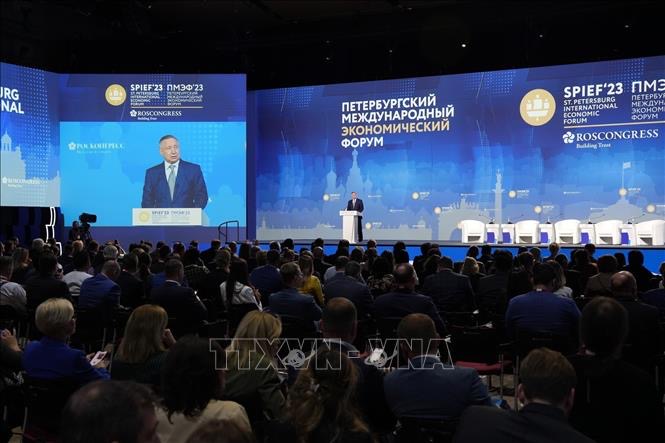 Inauguran XXVI Foro Económico Internacional de San Petersburgo