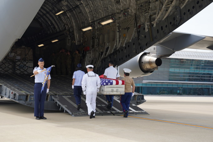 Vietnam entrega restos de un soldado estadounidense desaparecido durante la guerra