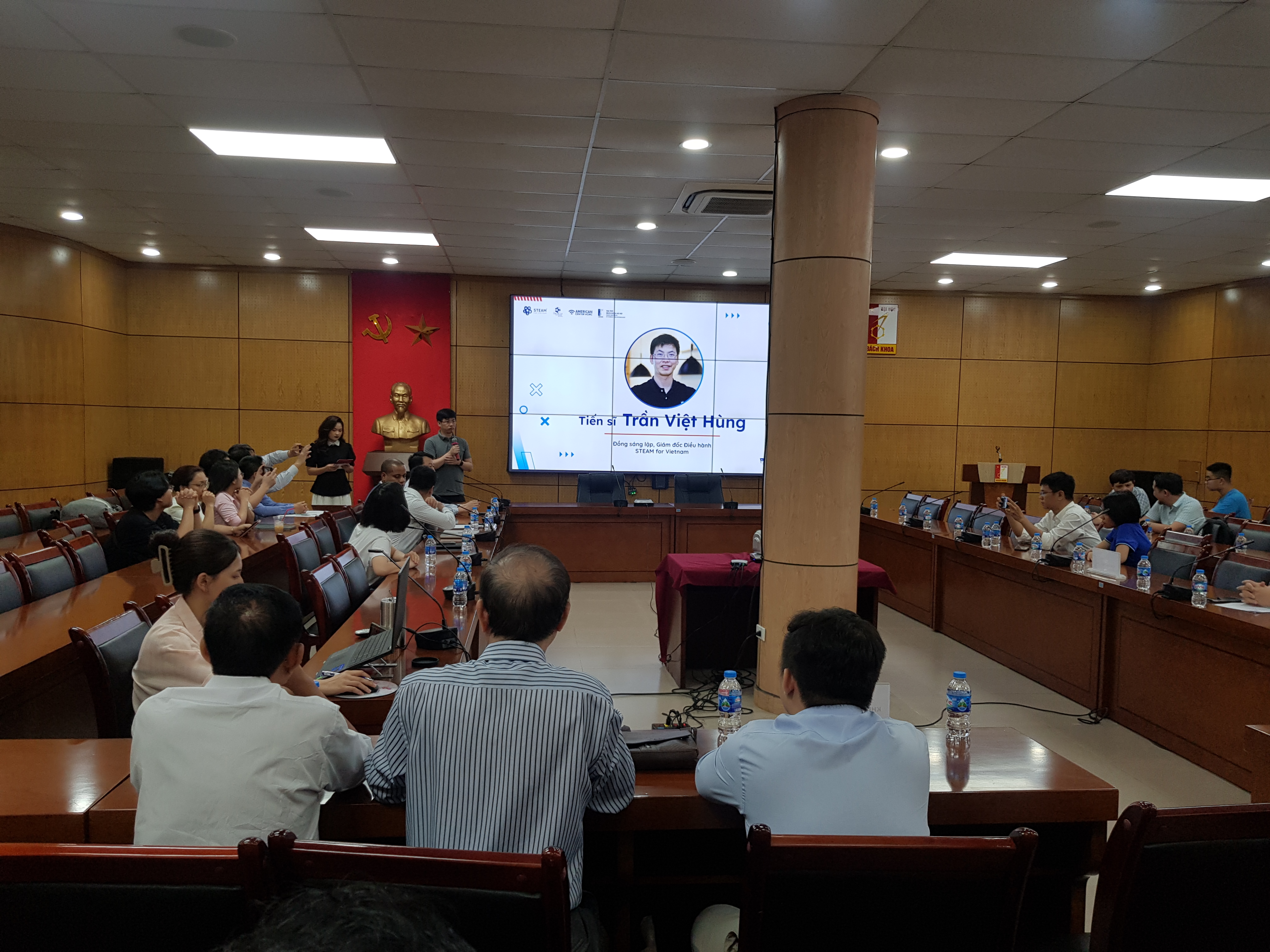 Arrancará el concurso nacional de programación de robots VEX Robotics 2024