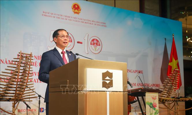Vietnam y Singapur celebran 50 años de relaciones diplomáticas