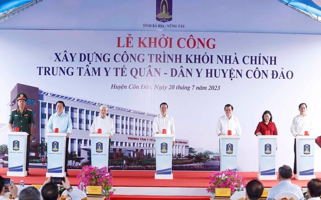 Presidente de Vietnam asiste al acto de inicio de construcción de importantes obras en Con Dao