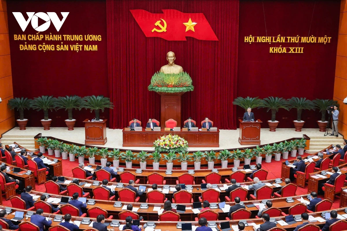 Inaugurado el XI Pleno del Comité Central del Partido Comunista de Vietnam, XIII Mandato