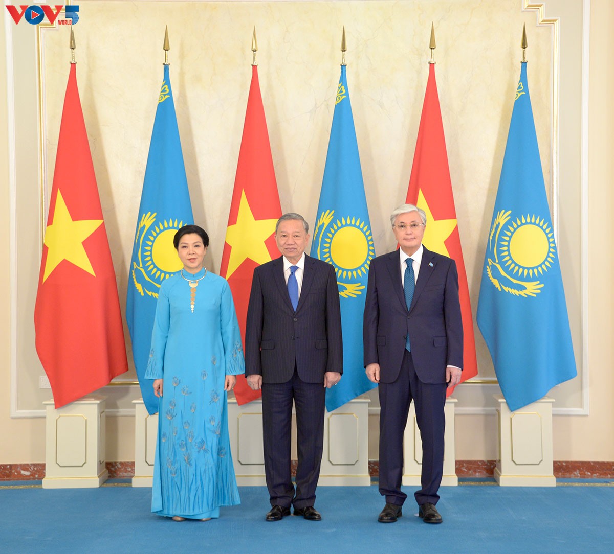 Kazajistán celebra ceremonia de bienvenida al líder del Partido Comunista de Vietnam