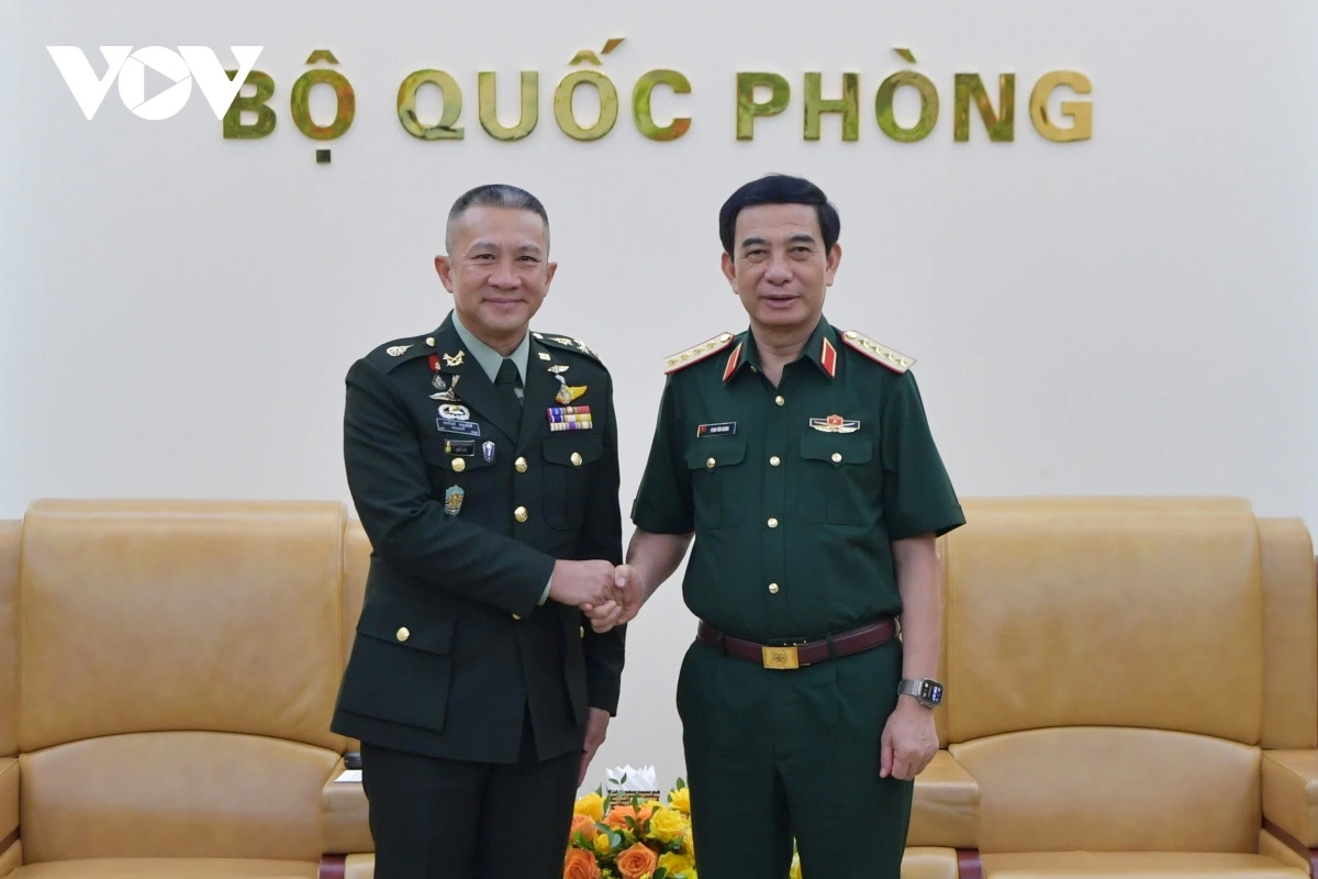 Vietnam y Tailandia refuerzan cooperación en defensa