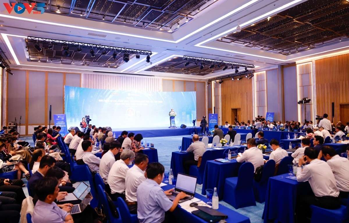 Khanh Hoa acelera su transformación hacia ciudad bajo administración central